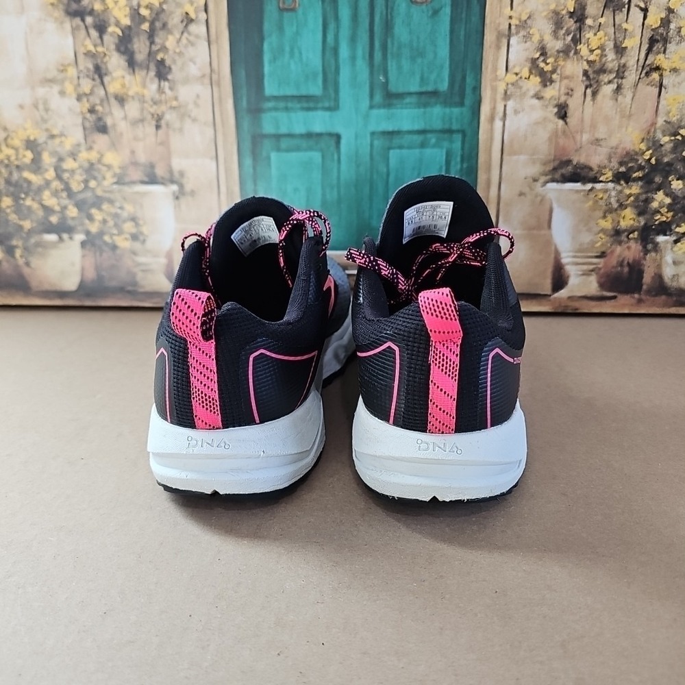 Brooks Divide 2 Women's Size 9.5 B (Medium) Running Shoes Black Pink - Picture 4 of 8